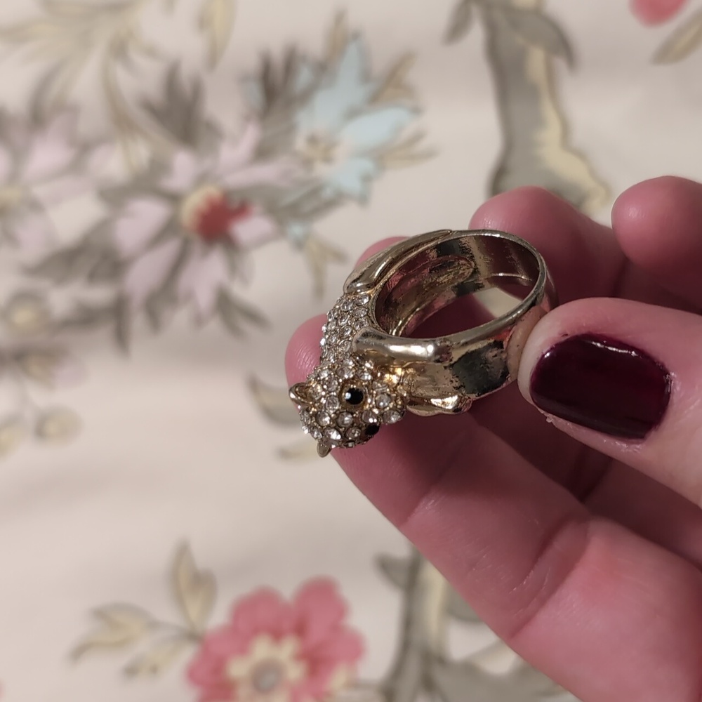 Kitchy Bear Ring